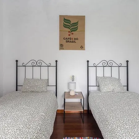 Guestready - Historic House Mountain Views Pensjonat 3*